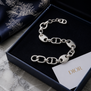 Luxe Link Designer Bracelet